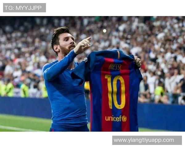 球王的小迷妹张琳艳穿梅西10号球衣晒美照引热议