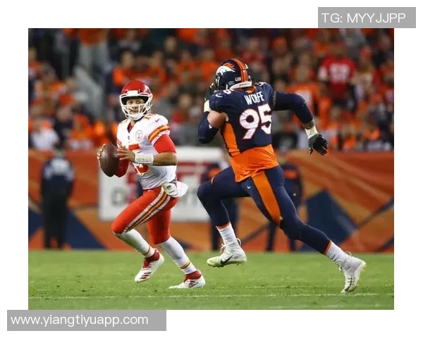 沃尔夫表现出色27号秀10投6中三分全中助力球队赢得比赛